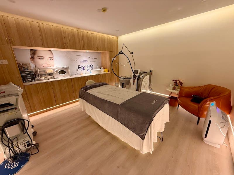 ACL Cosmetic Clinic — 2