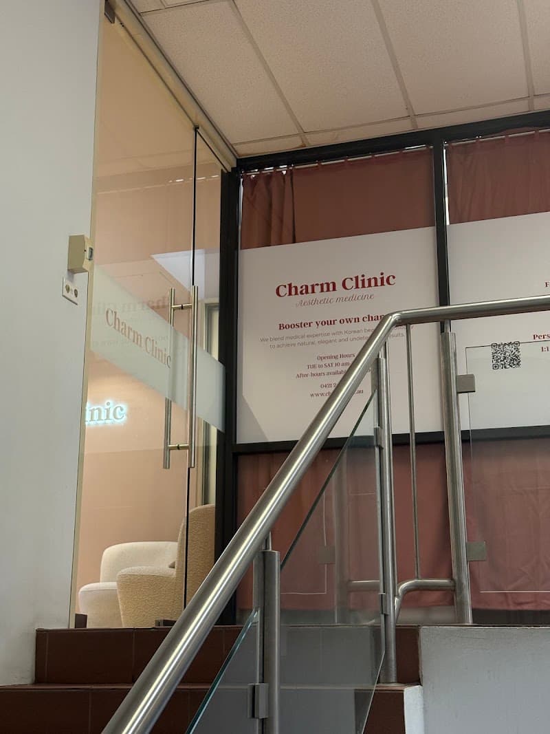 Charm Clinic — 3