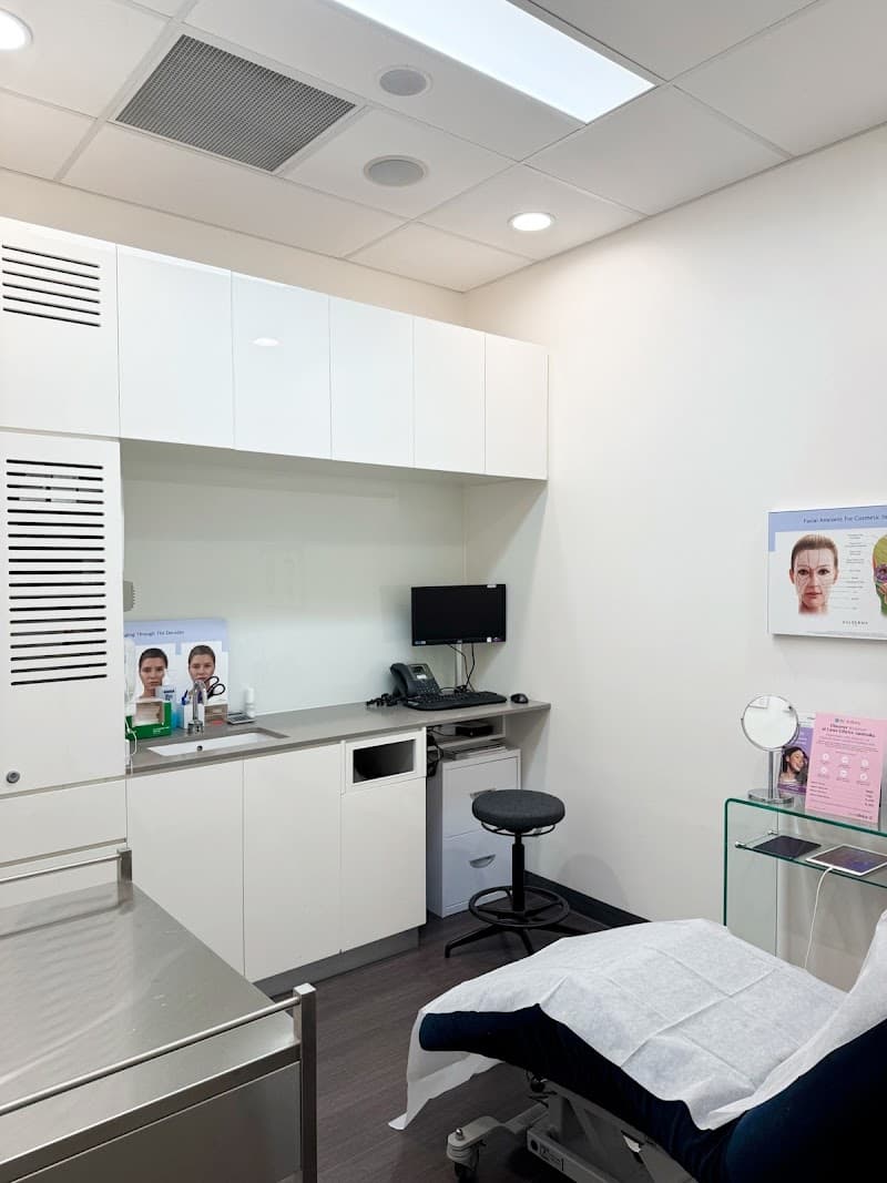 Laser Clinics Australia – The Glen — 2