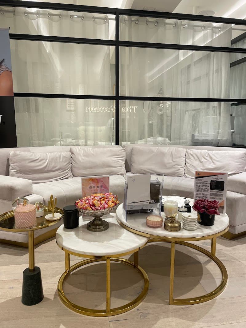TheWoman Skin Clinic — 3